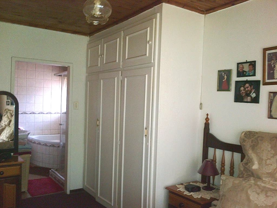 To Let 4 Bedroom Property for Rent in Vaalpark Free State